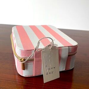 A new day Rectangular Travel Jewelry Organizer punk whit stripes zipper box new